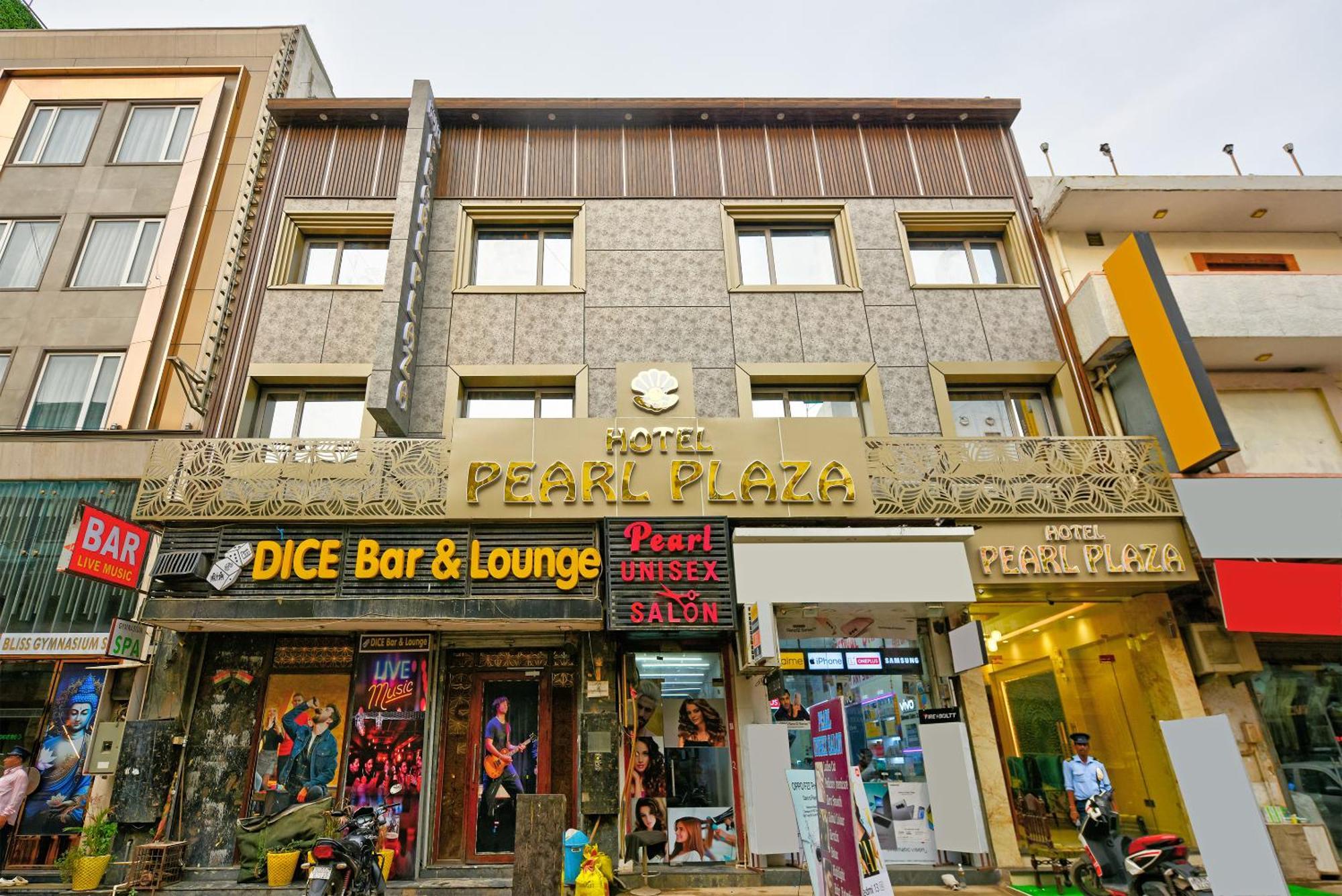 The Pearl Plaza Hotel In City Centre - Near New Delhi Railway Station Exterior foto