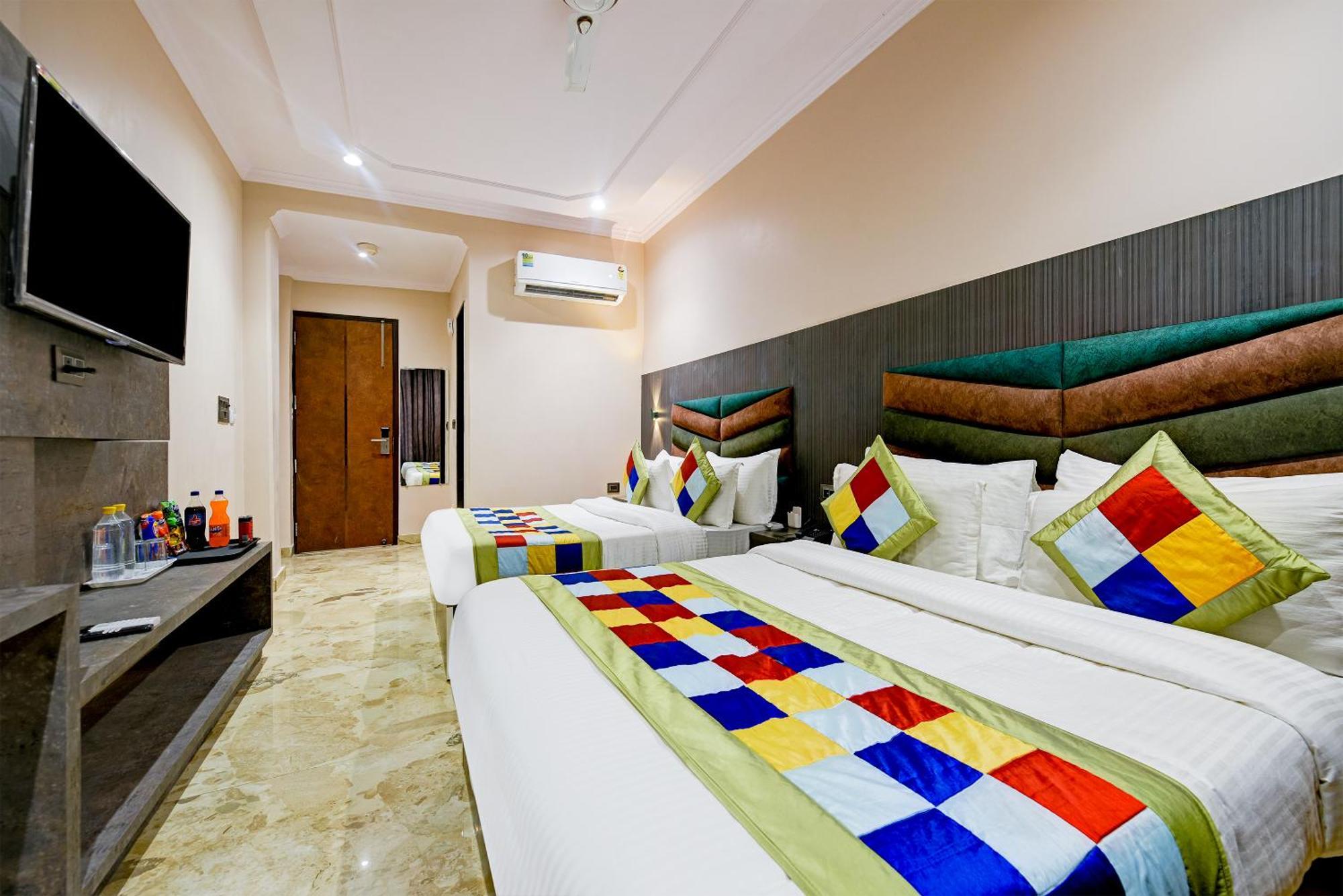 The Pearl Plaza Hotel In City Centre - Near New Delhi Railway Station Exterior foto